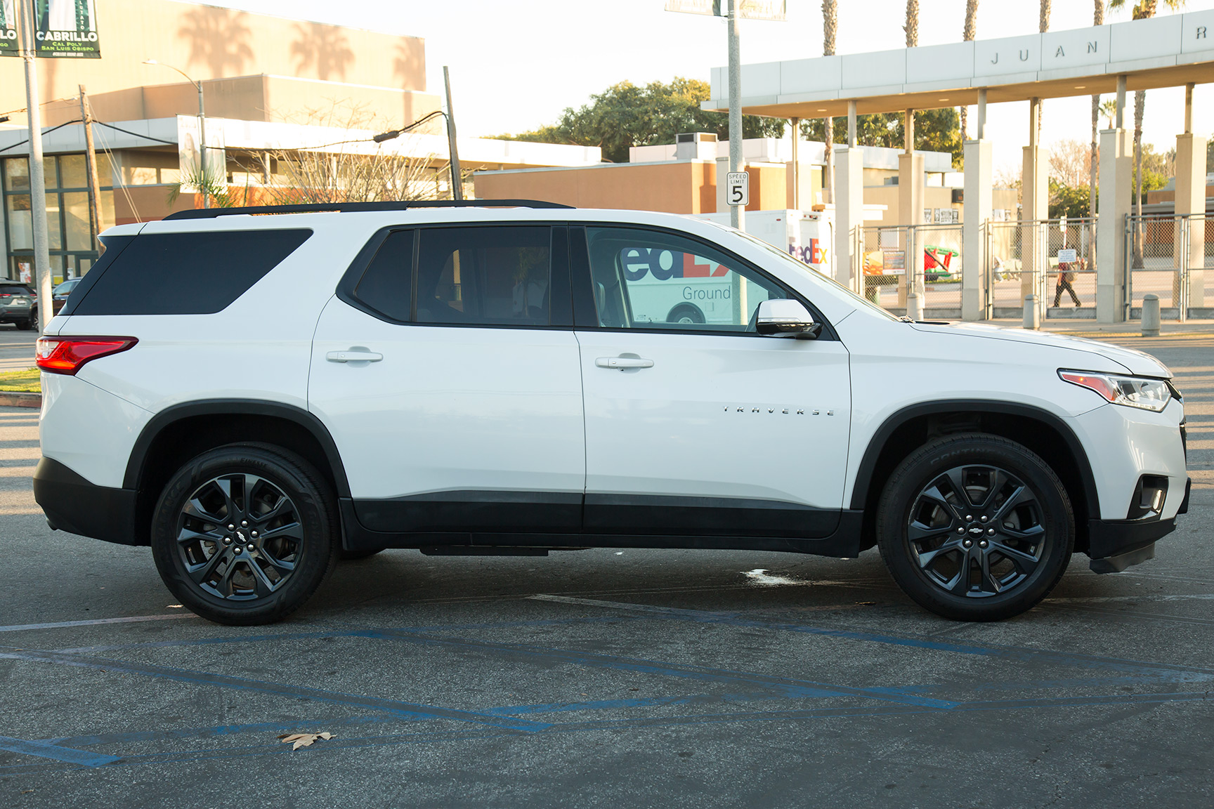 2020 Chevrolet Traverse RS photo 3
